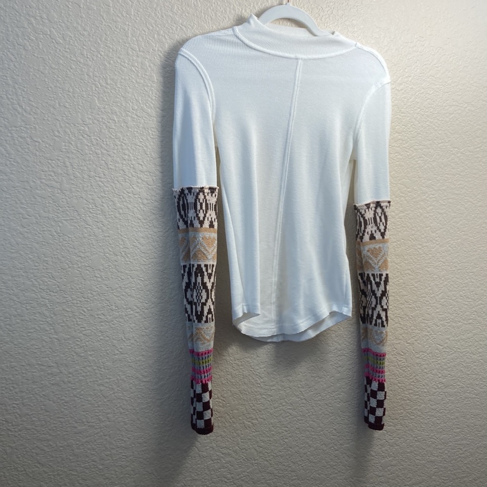 we the free size small